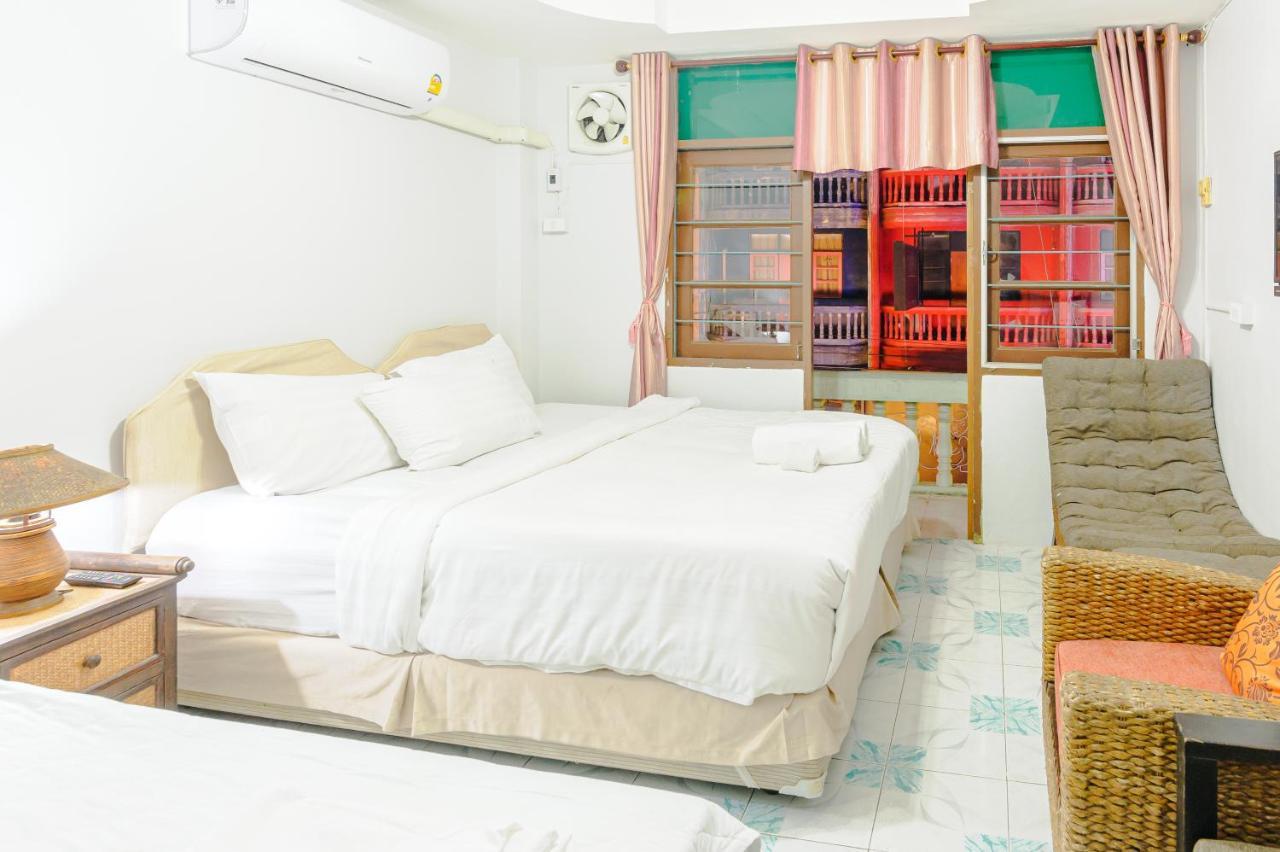 High5 Guesthouse Pattaya Luaran gambar