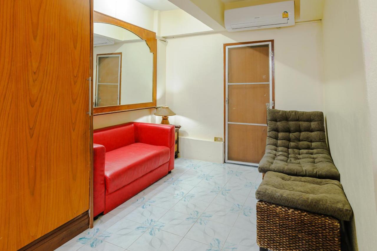 High5 Guesthouse Pattaya Luaran gambar